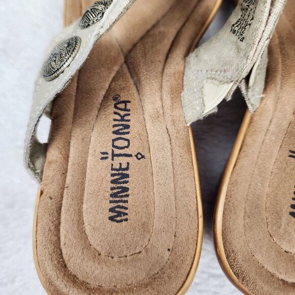 Minnetonka Natural Slide Sandals Size 6 - Picture 3 of 9